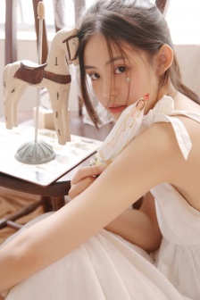 被抱在墙上C是什么感觉